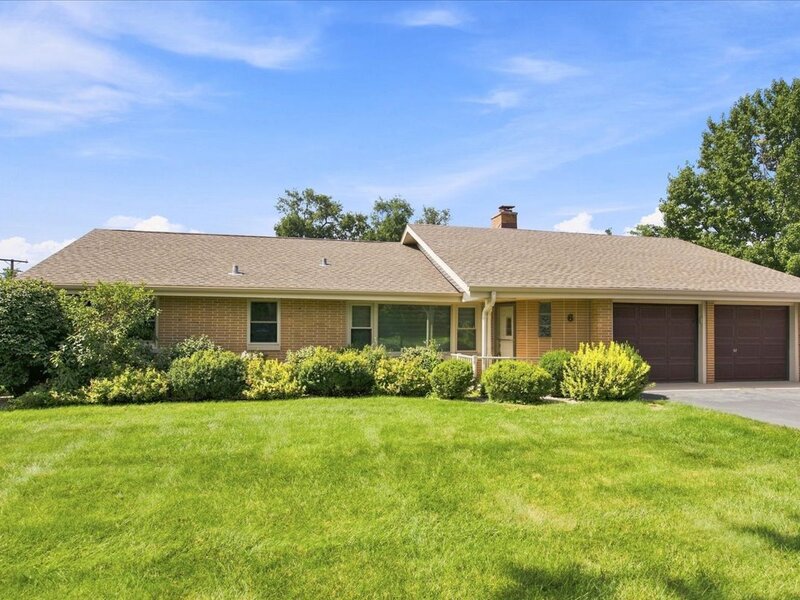 6 Meadowood Drive Oak Brook IL 60523