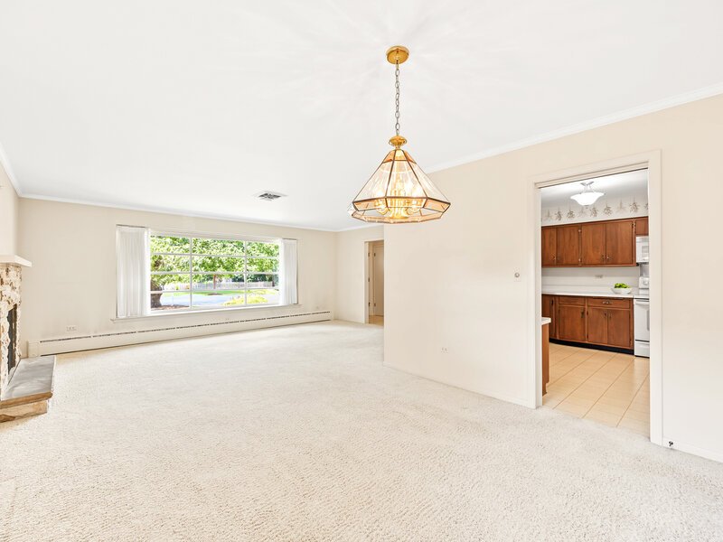 218 W Elm Street Wheaton IL 60189