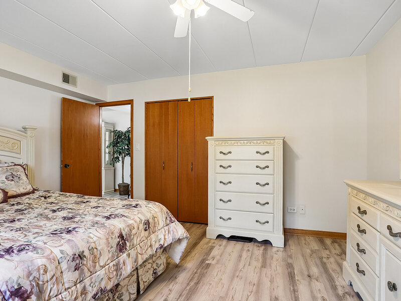 11009 S Theresa Circle Palos Hills IL 60465
