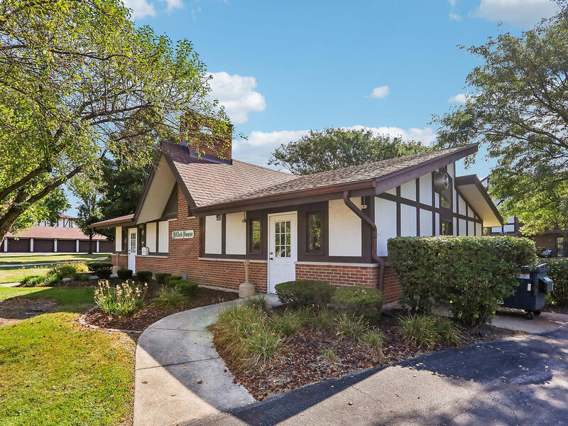11009 S Theresa Circle Palos Hills IL 60465