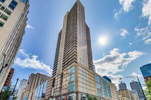 Photo of 545 N Dearborn Street Chicago IL 60654