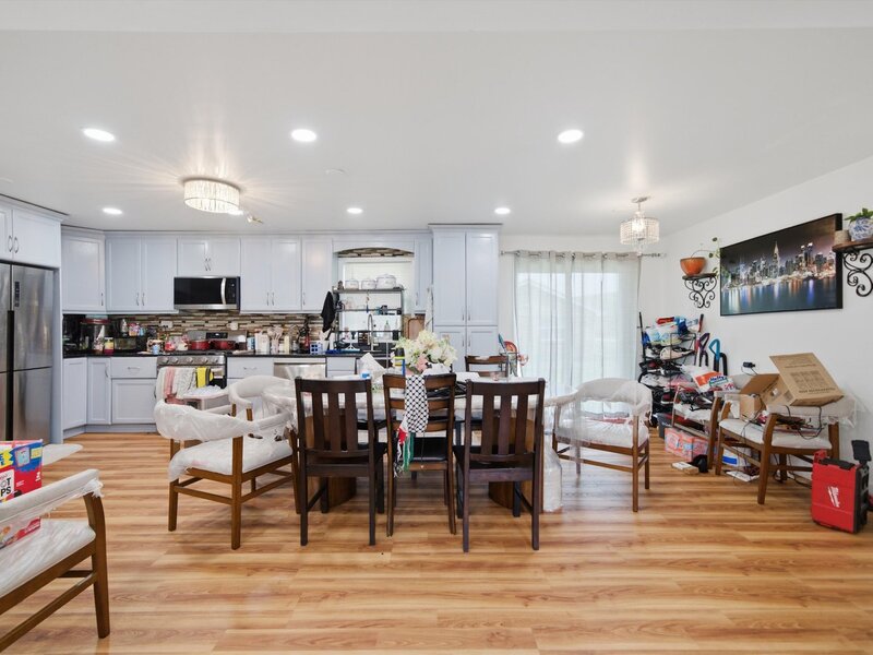 9342 S 76th Avenue Hickory Hills IL 60457