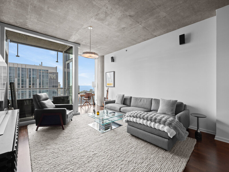 600 N Fairbanks Court Chicago IL 60611