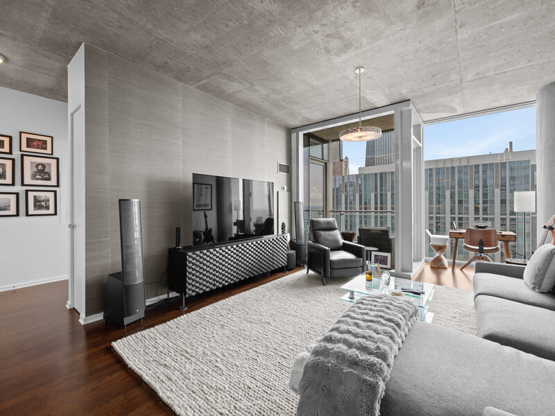 600 N Fairbanks Court Chicago IL 60611