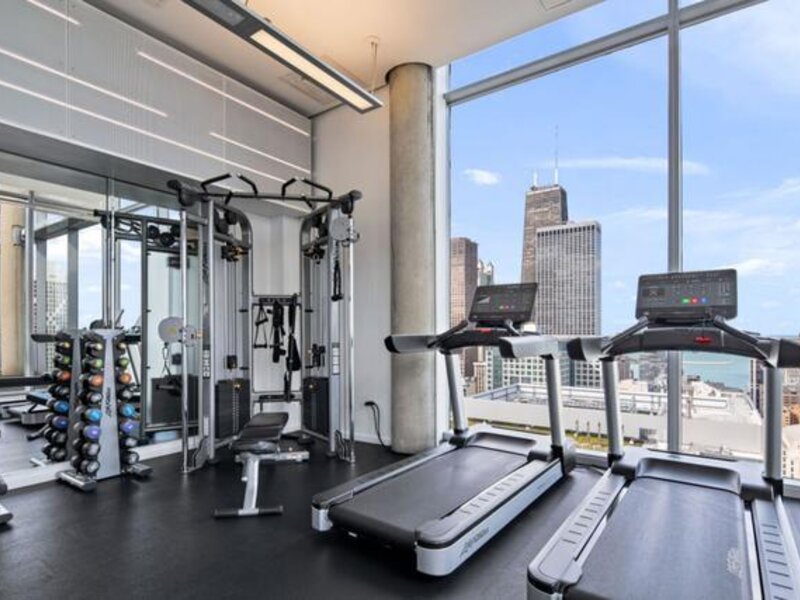 600 N Fairbanks Court Chicago IL 60611