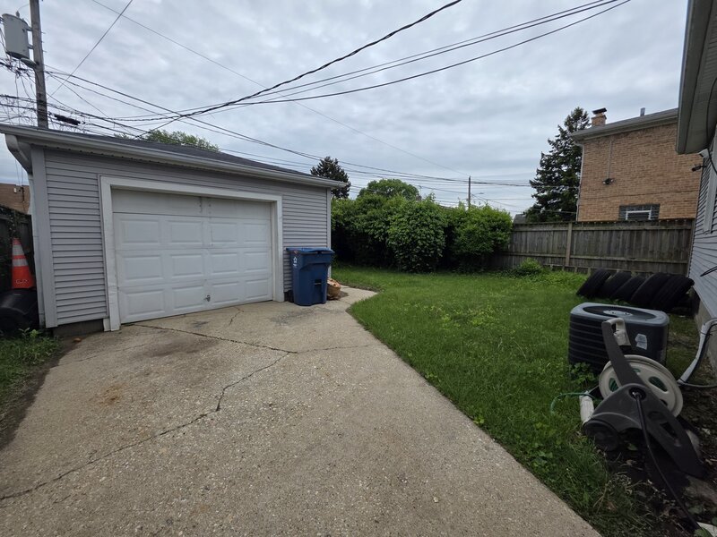 757 Newell Avenue Calumet City IL 60409