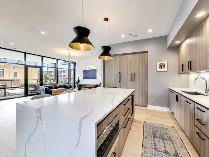 6 N Carpenter Street Chicago IL 60607
