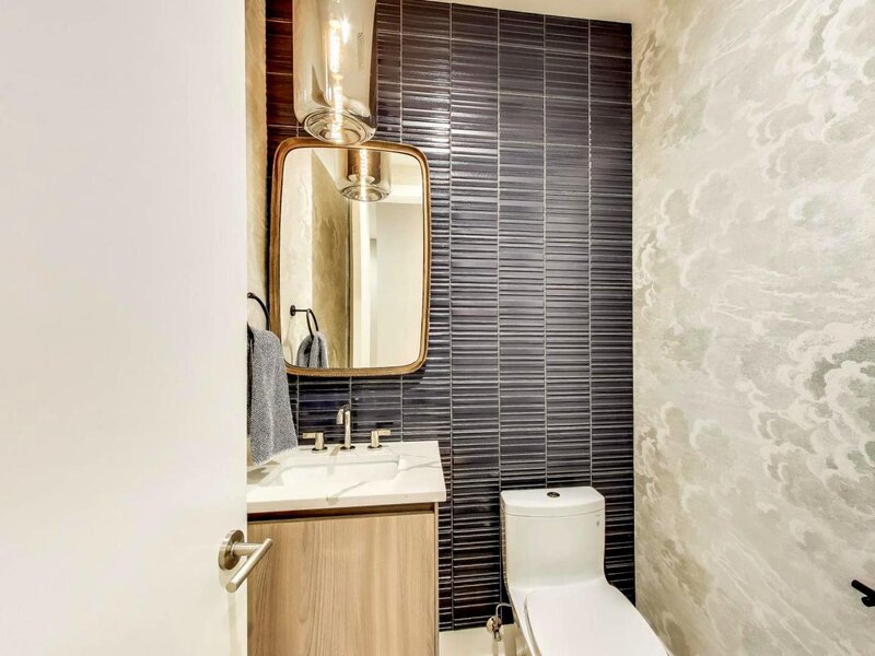 6 N Carpenter Street Chicago IL 60607