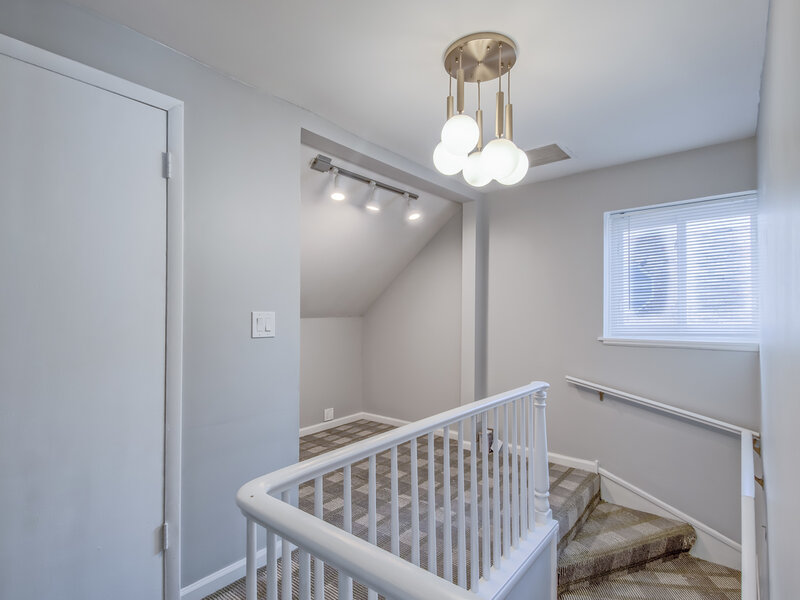2741 W Chase Avenue Chicago IL 60645