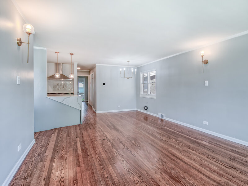 2741 W Chase Avenue Chicago IL 60645