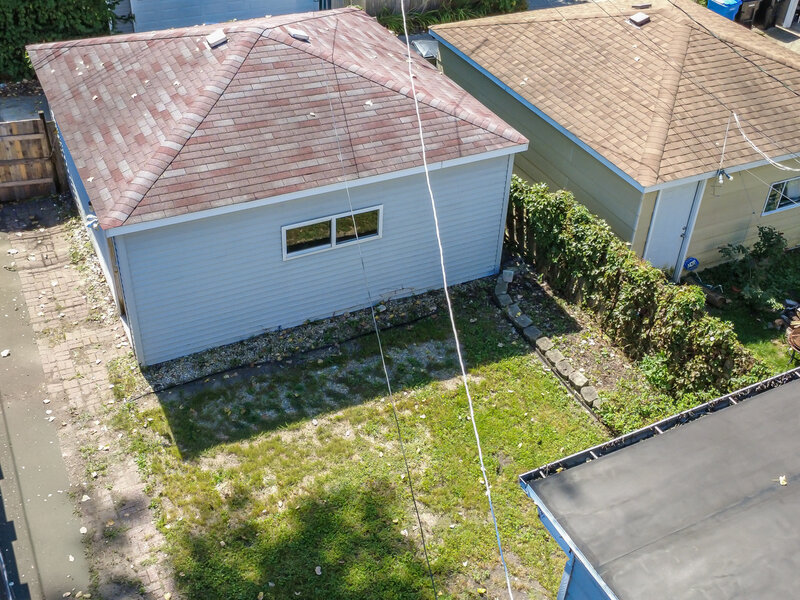 2741 W Chase Avenue Chicago IL 60645