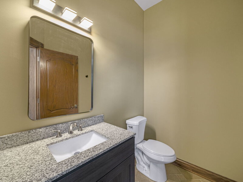 24092 W Old Oak Drive Mundelein IL 60060