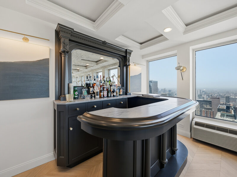 111 E Chestnut Street Chicago IL 60611