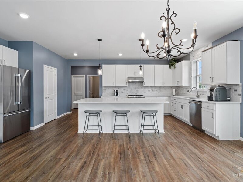3617 Emerald Road Elgin IL 60124