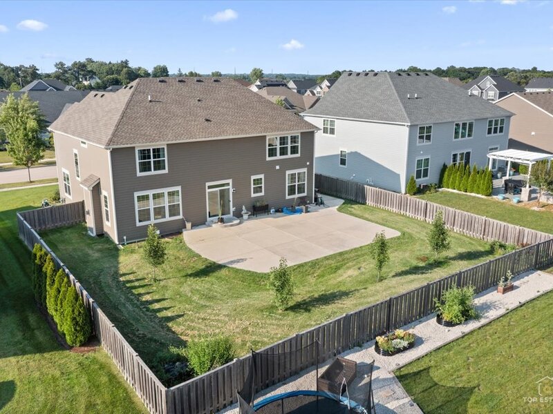 3617 Emerald Road Elgin IL 60124