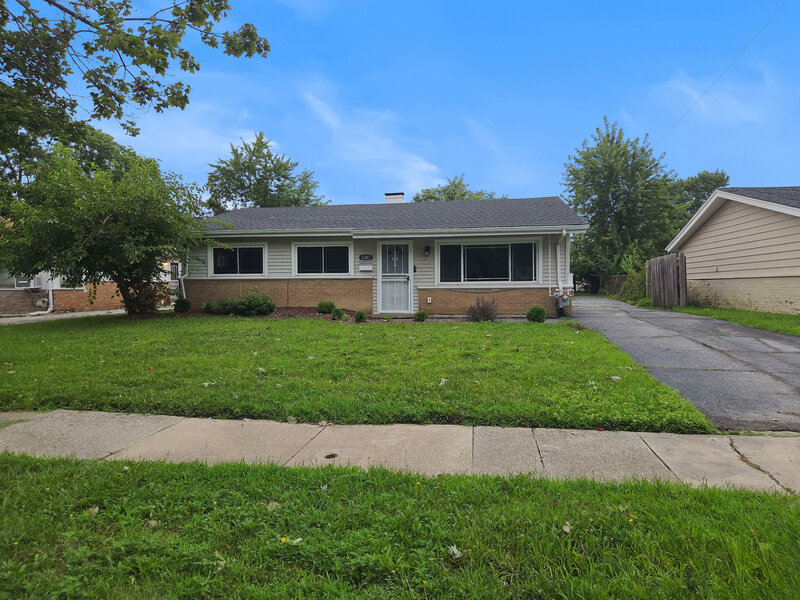 1387 Forest Place Calumet City IL 60409