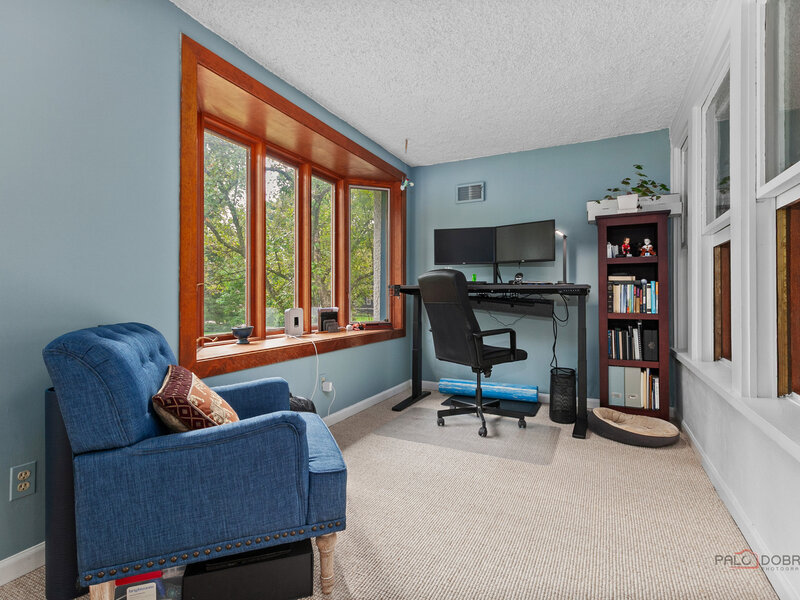 136 Washington Circle Lake Forest IL 60045
