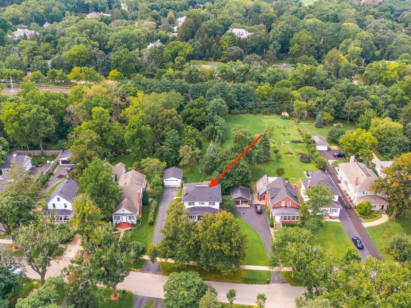 136 Washington Circle Lake Forest IL 60045