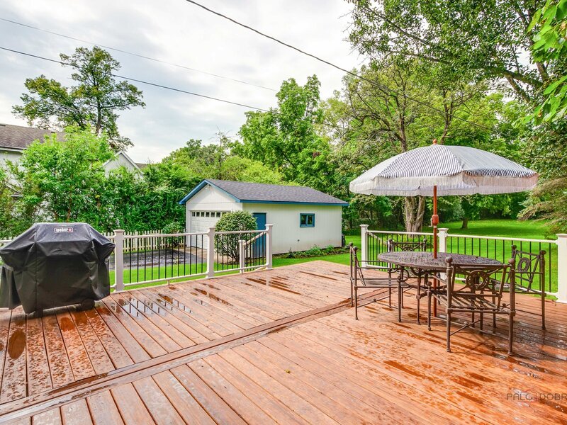 136 Washington Circle Lake Forest IL 60045