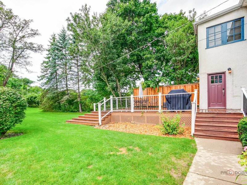136 Washington Circle Lake Forest IL 60045