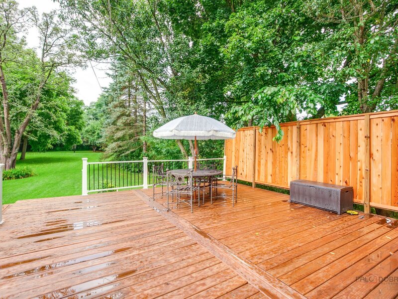 136 Washington Circle Lake Forest IL 60045