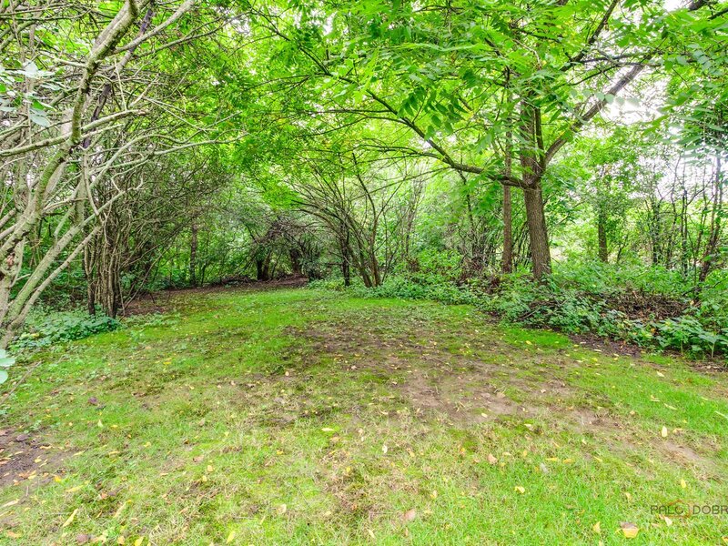 136 Washington Circle Lake Forest IL 60045
