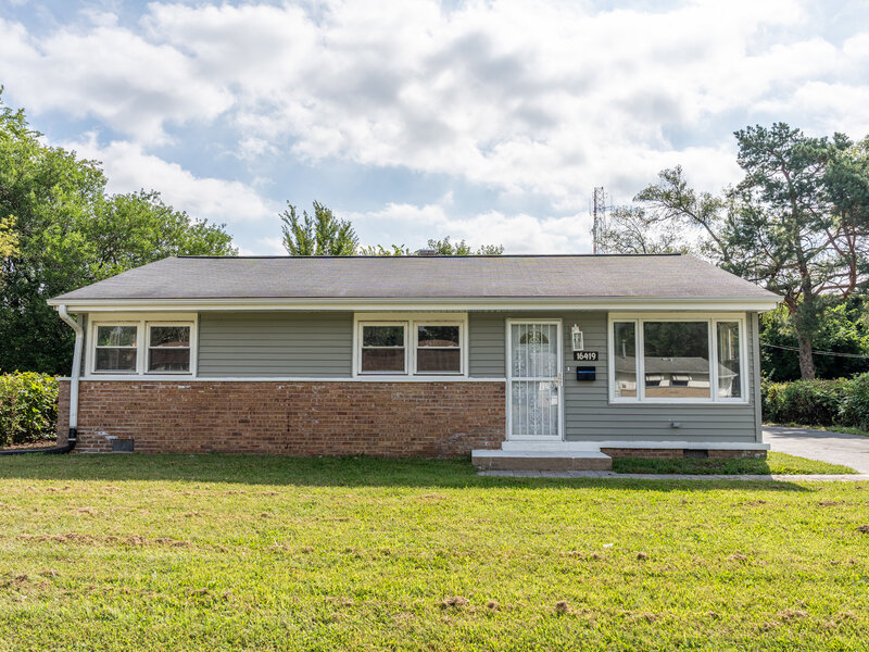 16419 Oxford Drive Markham IL 60428