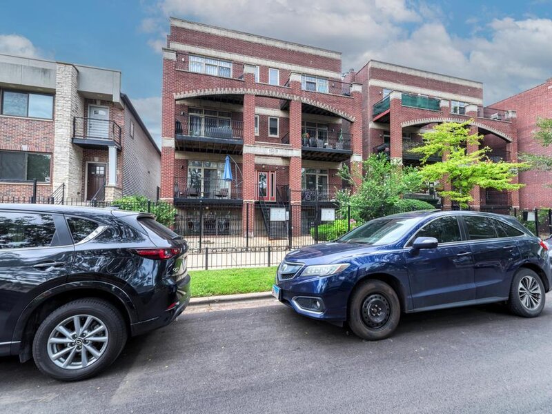 4222 S King Drive Chicago IL 60653