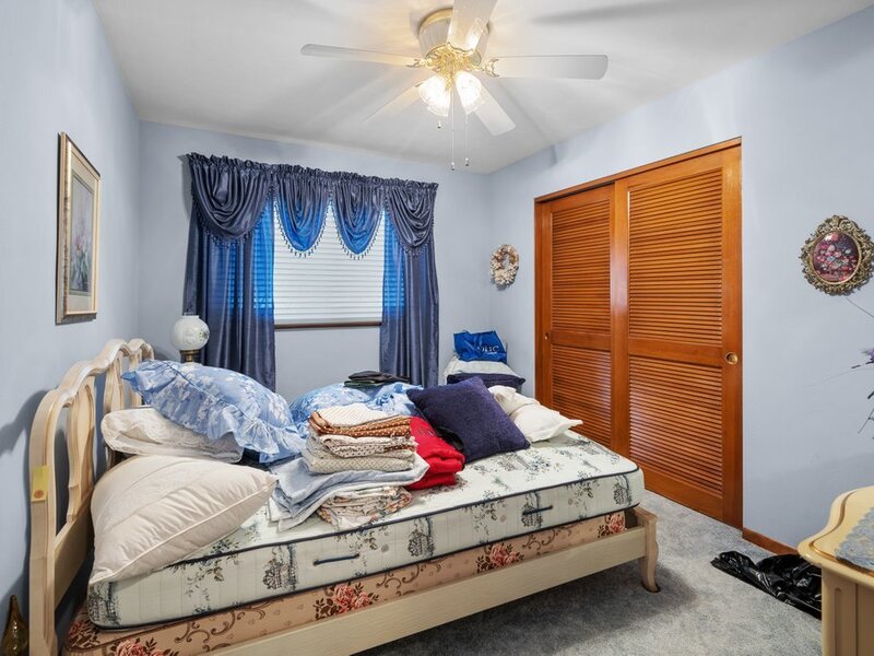 543 40th Avenue East Moline IL 61244