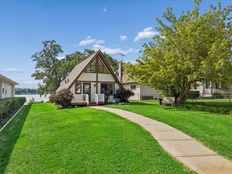40576 N Grand Avenue Antioch IL 60002