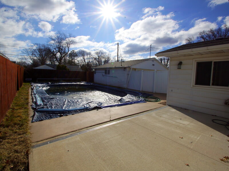 6711 Ridge Drive Davenport IA 52806