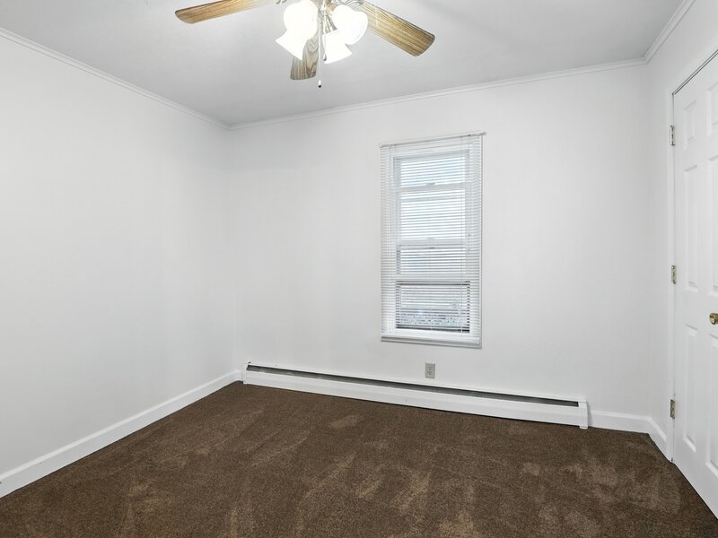 2804 Elim Avenue Zion IL 60099