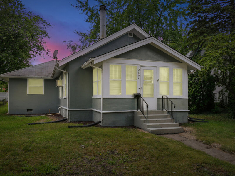 2804 Elim Avenue Zion IL 60099