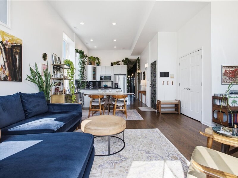 2448 N Southport Avenue Chicago IL 60614