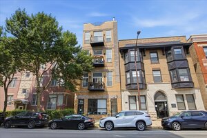 Photo of 2448 N Southport Avenue Chicago IL 60614 Unit 3