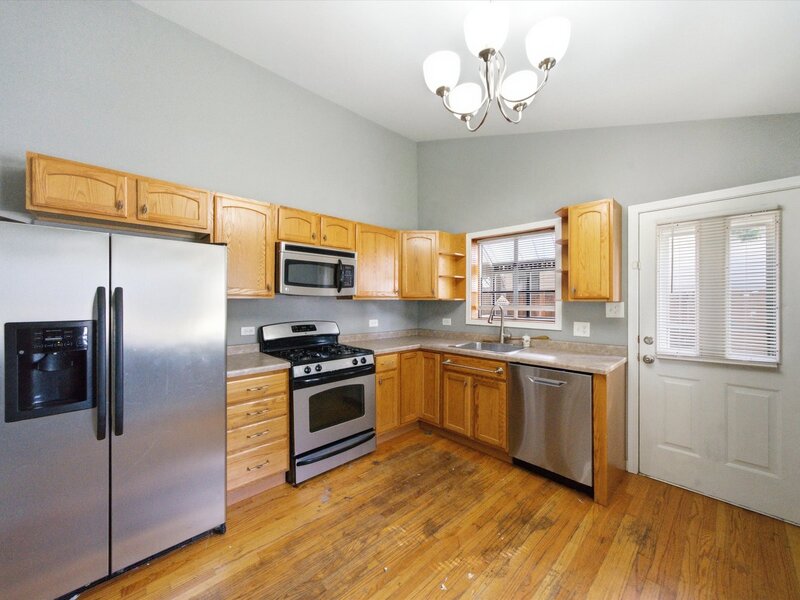 132 E Montana Avenue Glendale Heights IL 60139