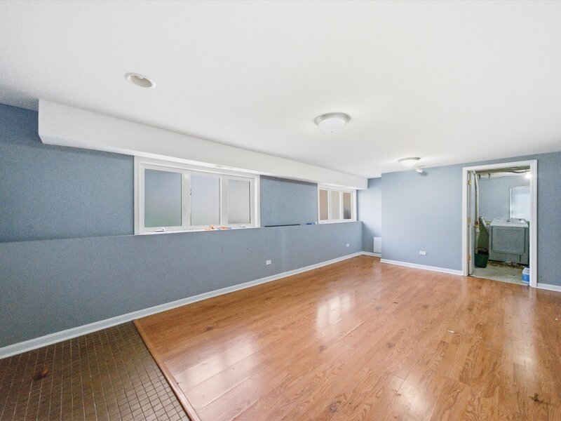 132 E Montana Avenue Glendale Heights IL 60139
