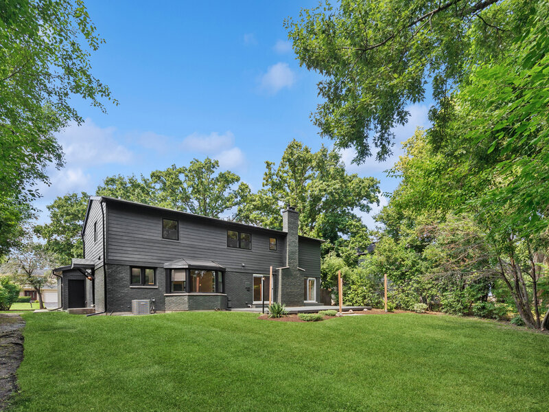 1695 Overland Trail Deerfield IL 60015