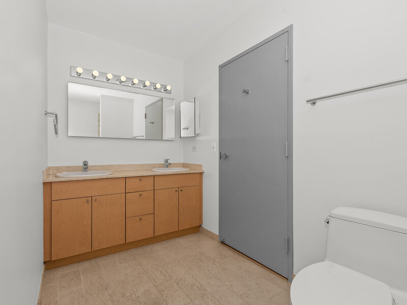 653 N Kingsbury Street Chicago IL 60654