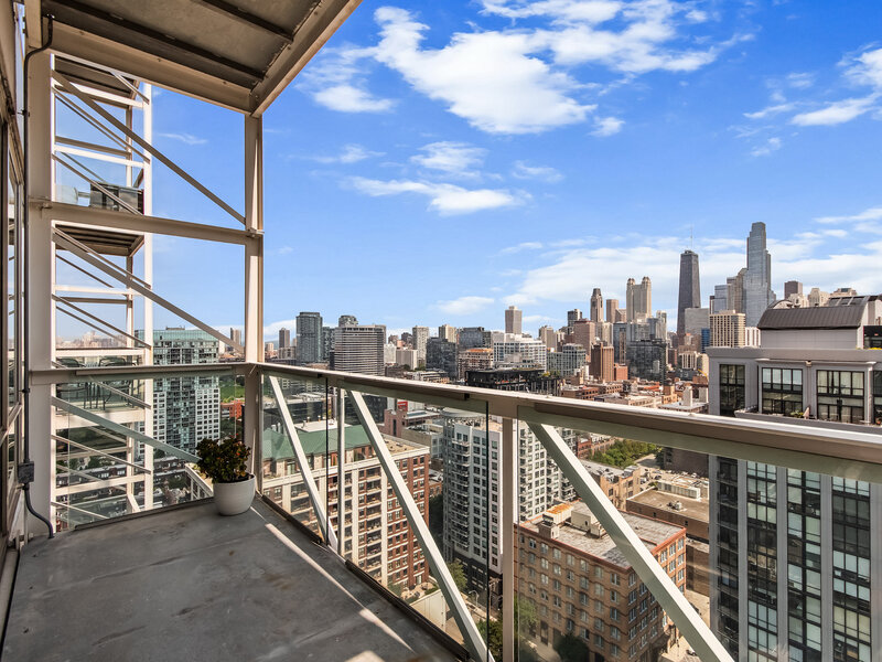 653 N Kingsbury Street Chicago IL 60654