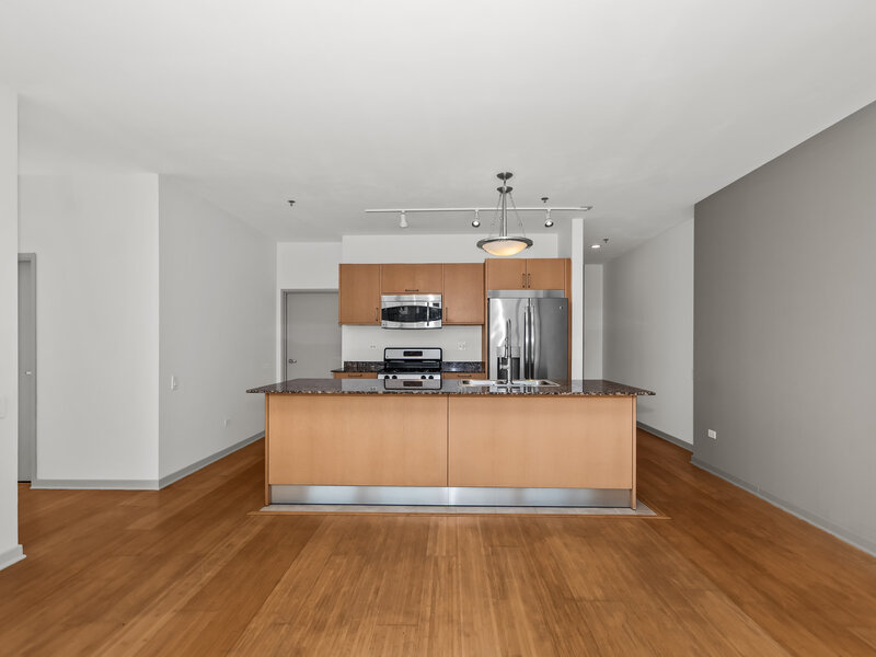 653 N Kingsbury Street Chicago IL 60654
