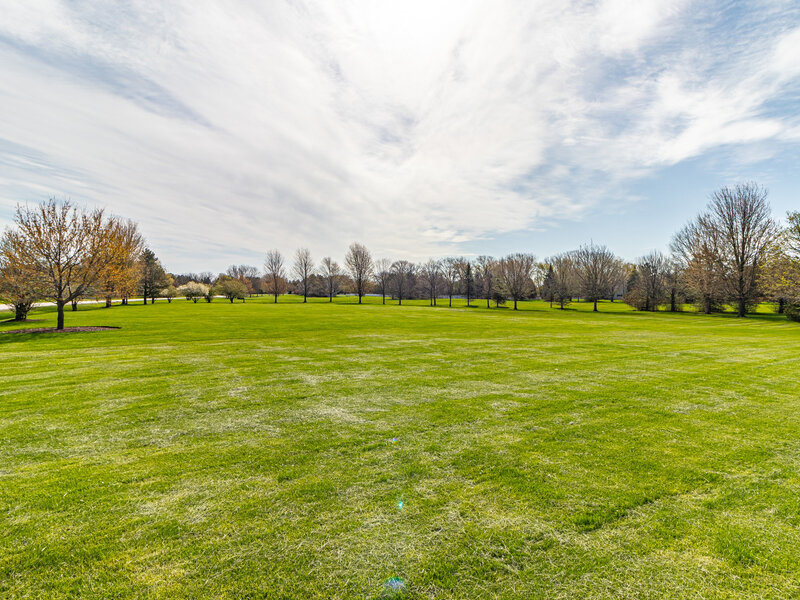 37181 N Fox Hill Drive Wadsworth IL 60083