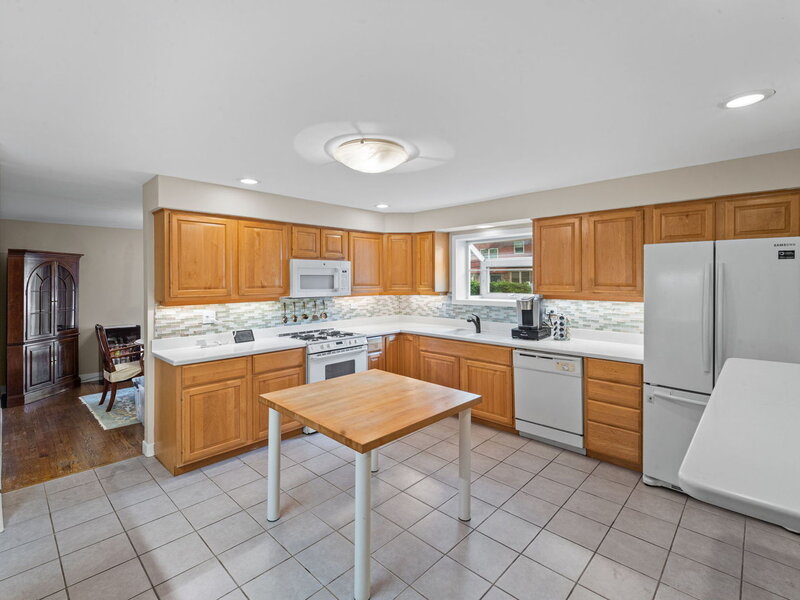 3822 Knight Street Glenview IL 60025
