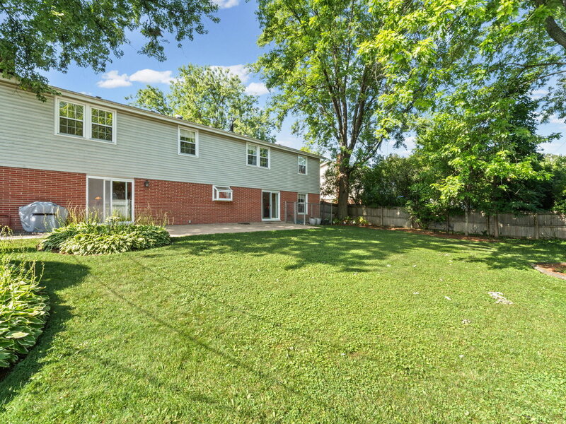 3822 Knight Street Glenview IL 60025