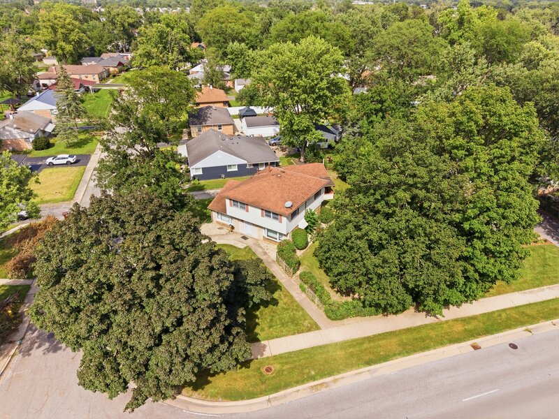 139 Peach Street Park Forest IL 60466