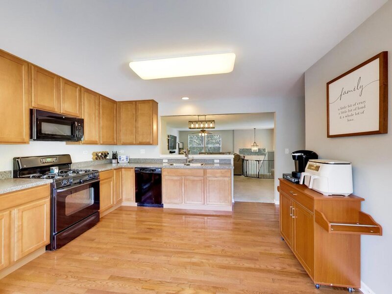 2478 Anna Way Elgin IL 60124
