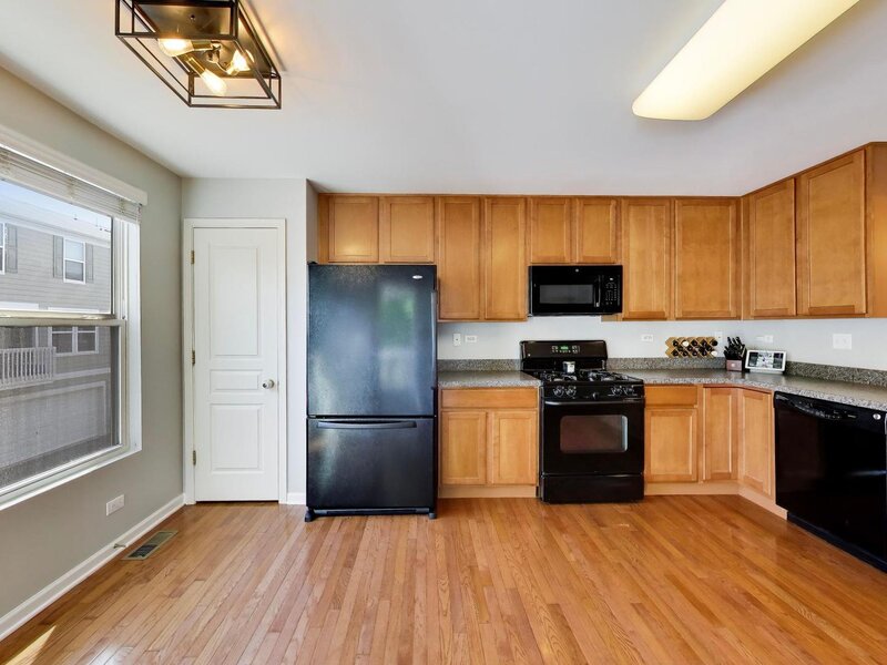2478 Anna Way Elgin IL 60124