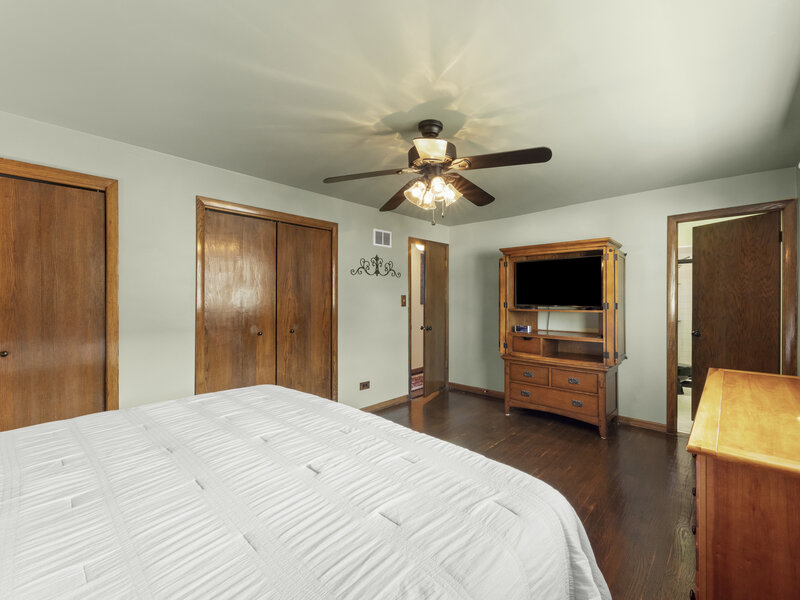 9204 Parkside Avenue Oak Lawn IL 60453
