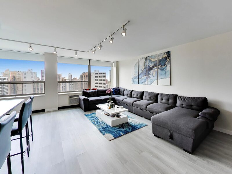 1455 N Sandburg Terrace Chicago IL 60610
