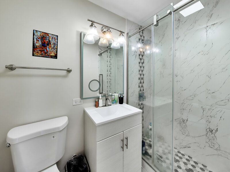 1455 N Sandburg Terrace Chicago IL 60610